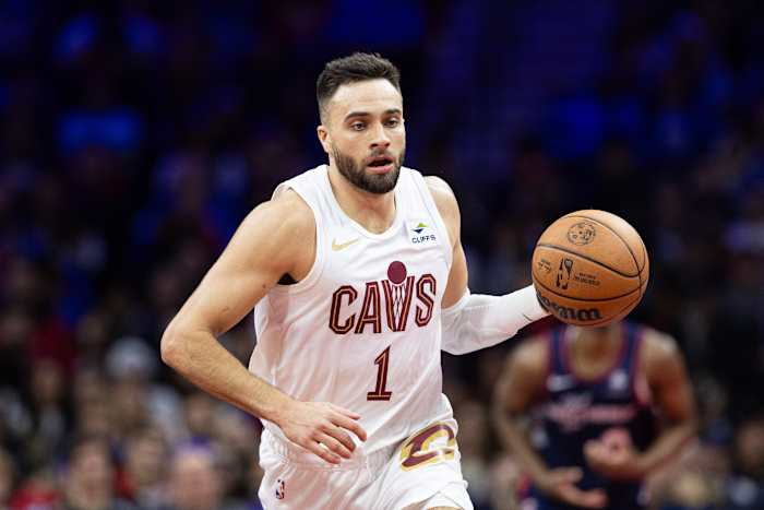 Nov 21, 2023; Philadelphia, Pennsylvania, USA; Cleveland Cavaliers guard Max Strus (1) in action against the Philadelphia 76ers during the second quarter at Wells Fargo Center. Mandatory Credit: Bill Streicher-USA TODAY Sports